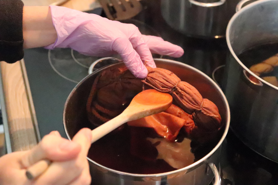 Hack Your Fashion - Fotos DIY Färben und Reparieren 32