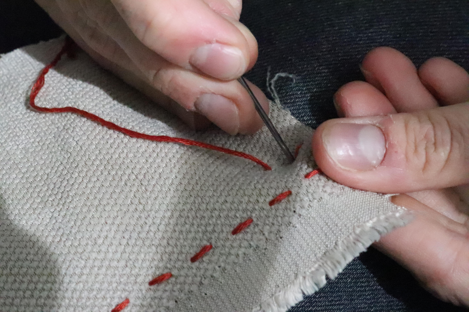 Hack Your Fashion - Fotos DIY Färben und Reparieren 24